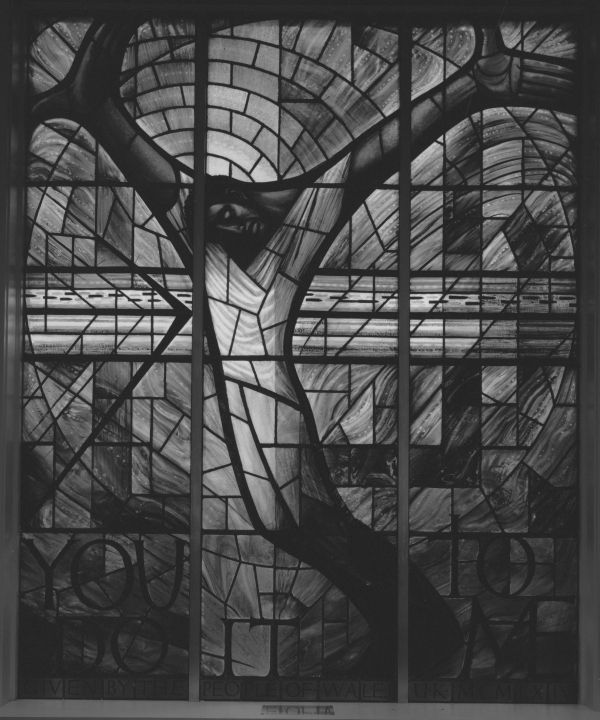 Stained_glass_window_at_the_16th_Street_Baptist_Church_in_Birmingham