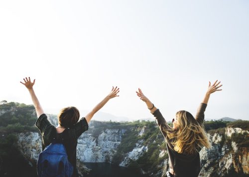 Junge Frauen in der katholischen Kirche: bleiben, erheben, wandeln!