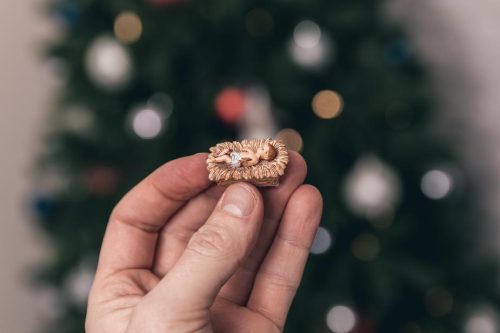 Weihnachten und das in Windeln gewickelte Kind