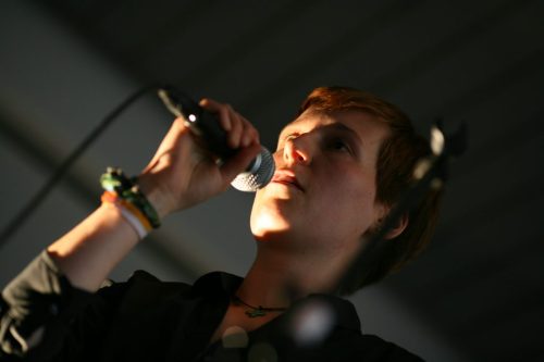 Spoken Word: Weil es real wird, wenn es eine Tat wird.