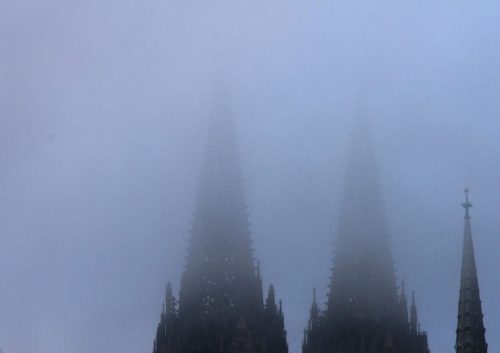 Bistum im Nebel