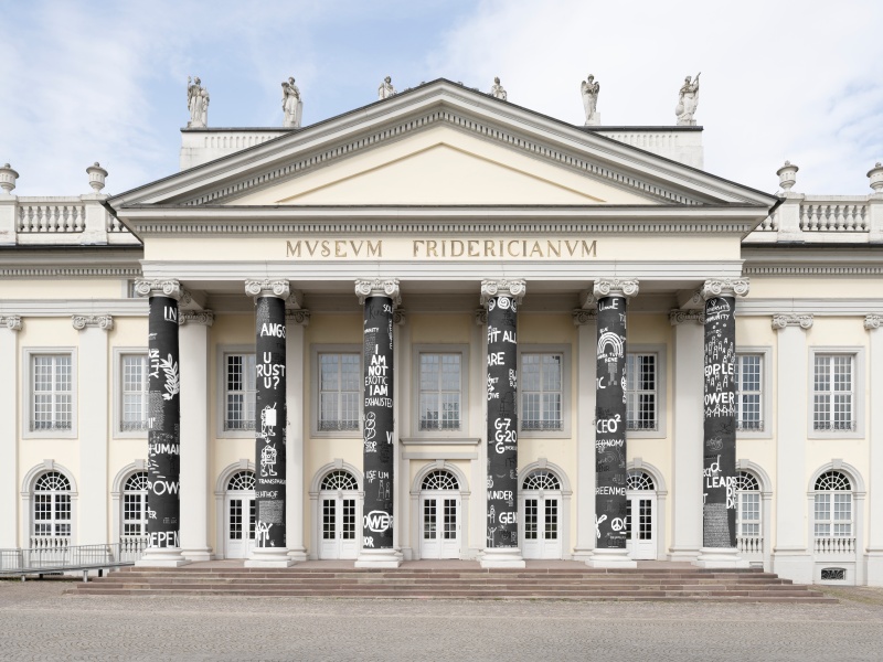 d15_Fridericianum_Dan_Perjovschi_Foto_2022_Foto_Nicolas_Wefers_002