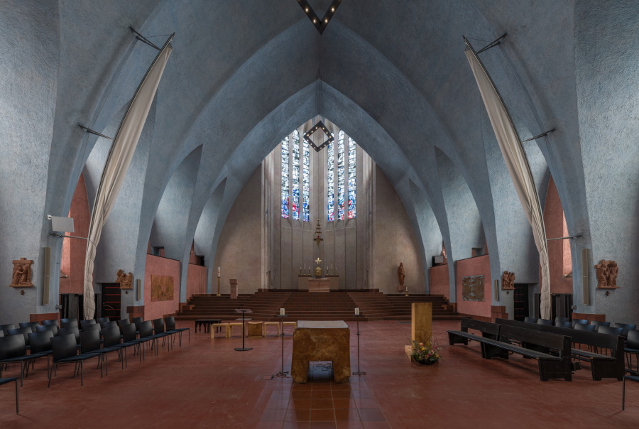 St._Bonifatius,_Frankfurt,_Interior_view_RW_20190309_1