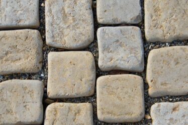 paving-stones-473734_640