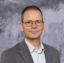 quadratisch Specker-Christof_Haake_2