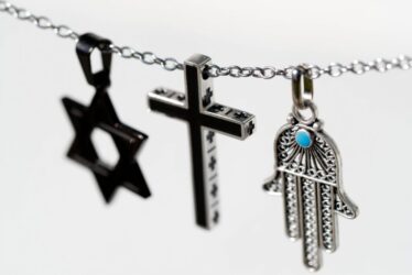 Symbole Judentum Christentum Islam Nostra aetate